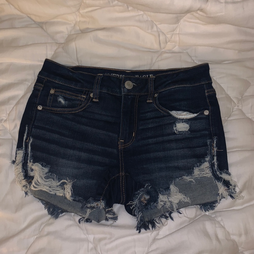 American Eagle Midi shorts